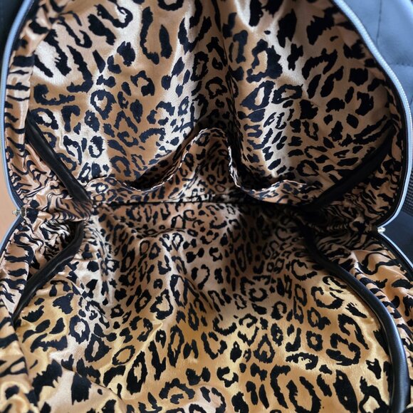 MJ Makeup Junkie Quilted Onyx Academic Backpack - Picture 3 of 7